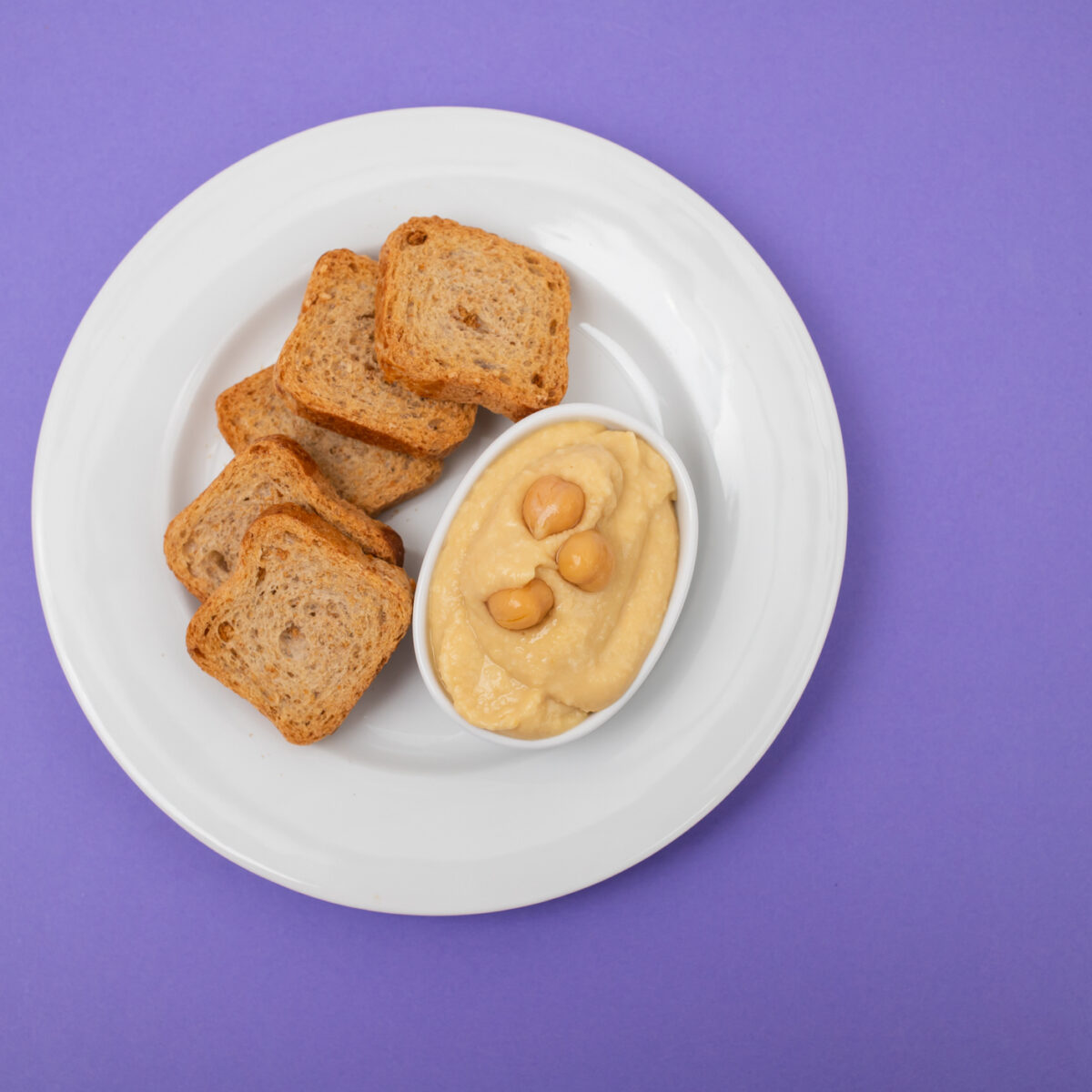 Simple hummus recipe: gut-friendly & delicious! | Chuckling Goat