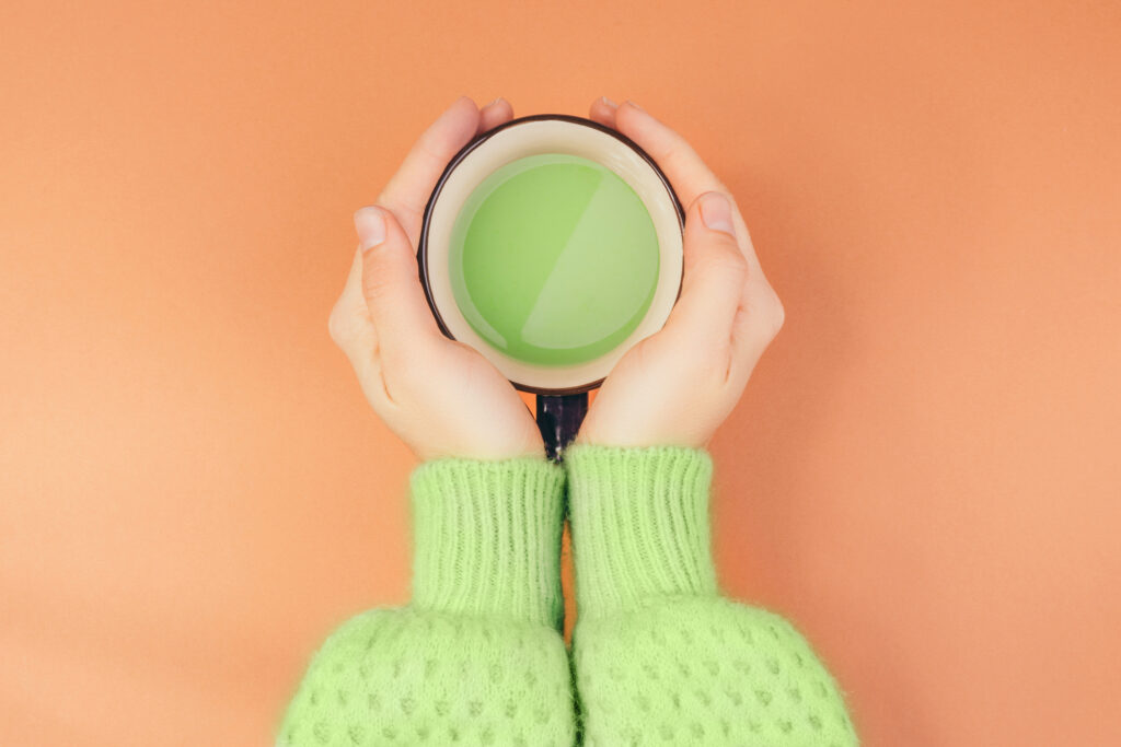 Iced collagen matcha latte: the perfect spring pick-me-up!