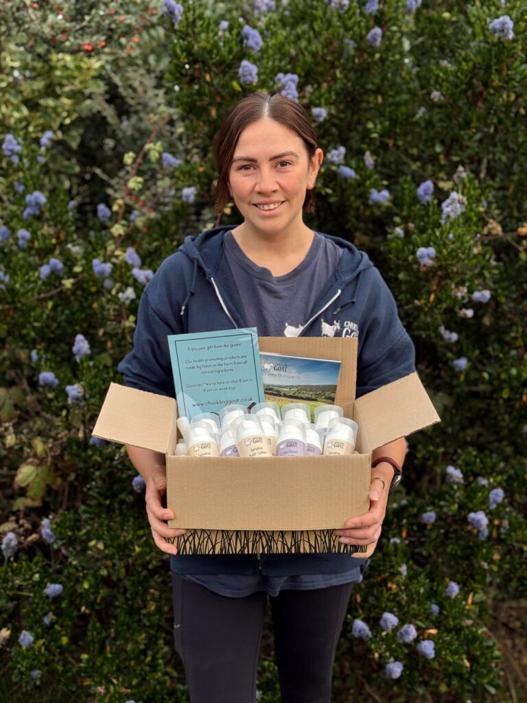 Our Random Acts of Kindness Campaign - Alpet Poundies Rescue | Chuckling Goat