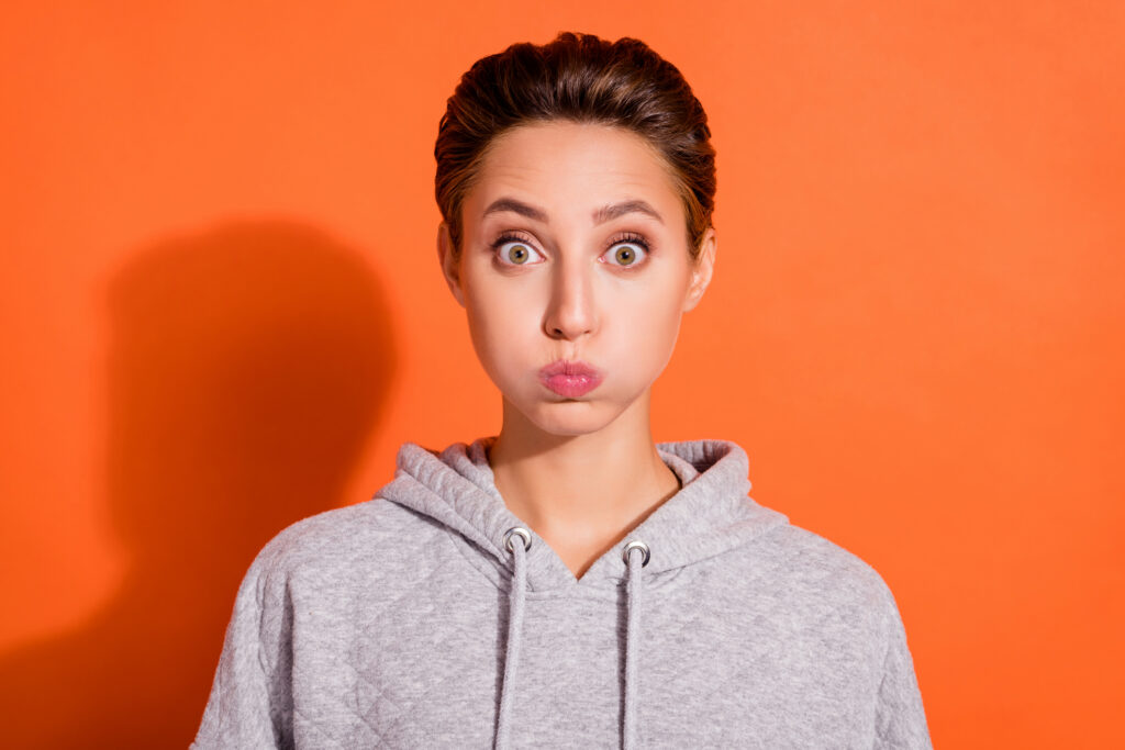 Why bloating isn’t weight gain (& what it really means!)